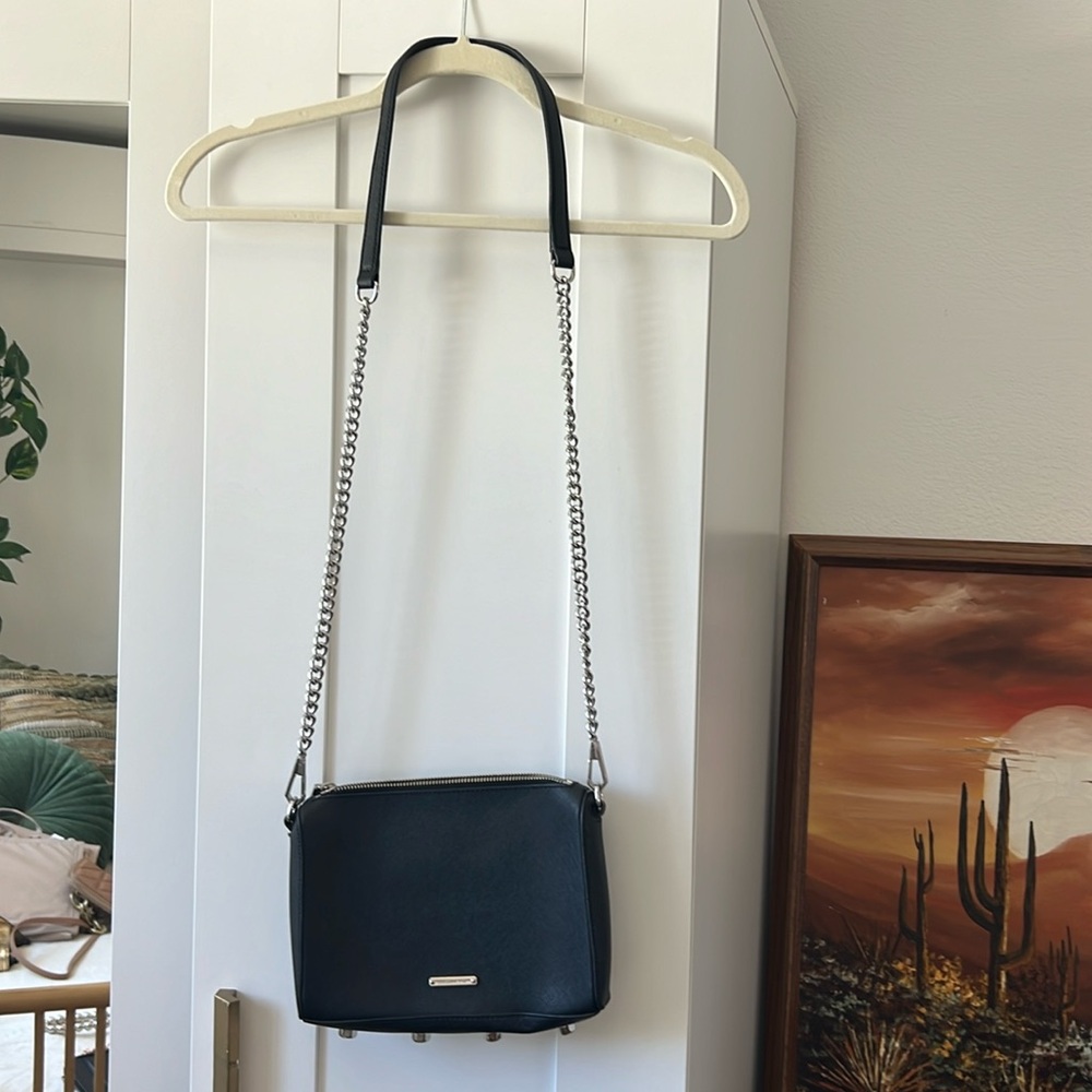 REBECCA MINKOFF  / BLACK LEATHER CROSS BODY